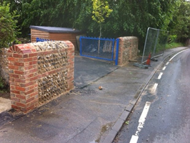 An example of a Surrey flint wall